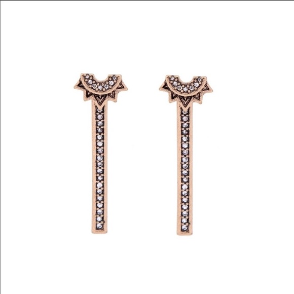 ⬇️Vertical bar front and back earrings - Picture 4 of 5